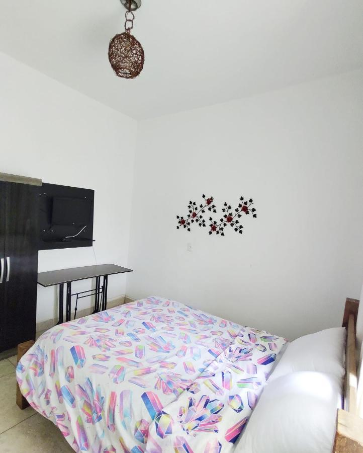 Hostel Dela 티라덴티스 외부 사진