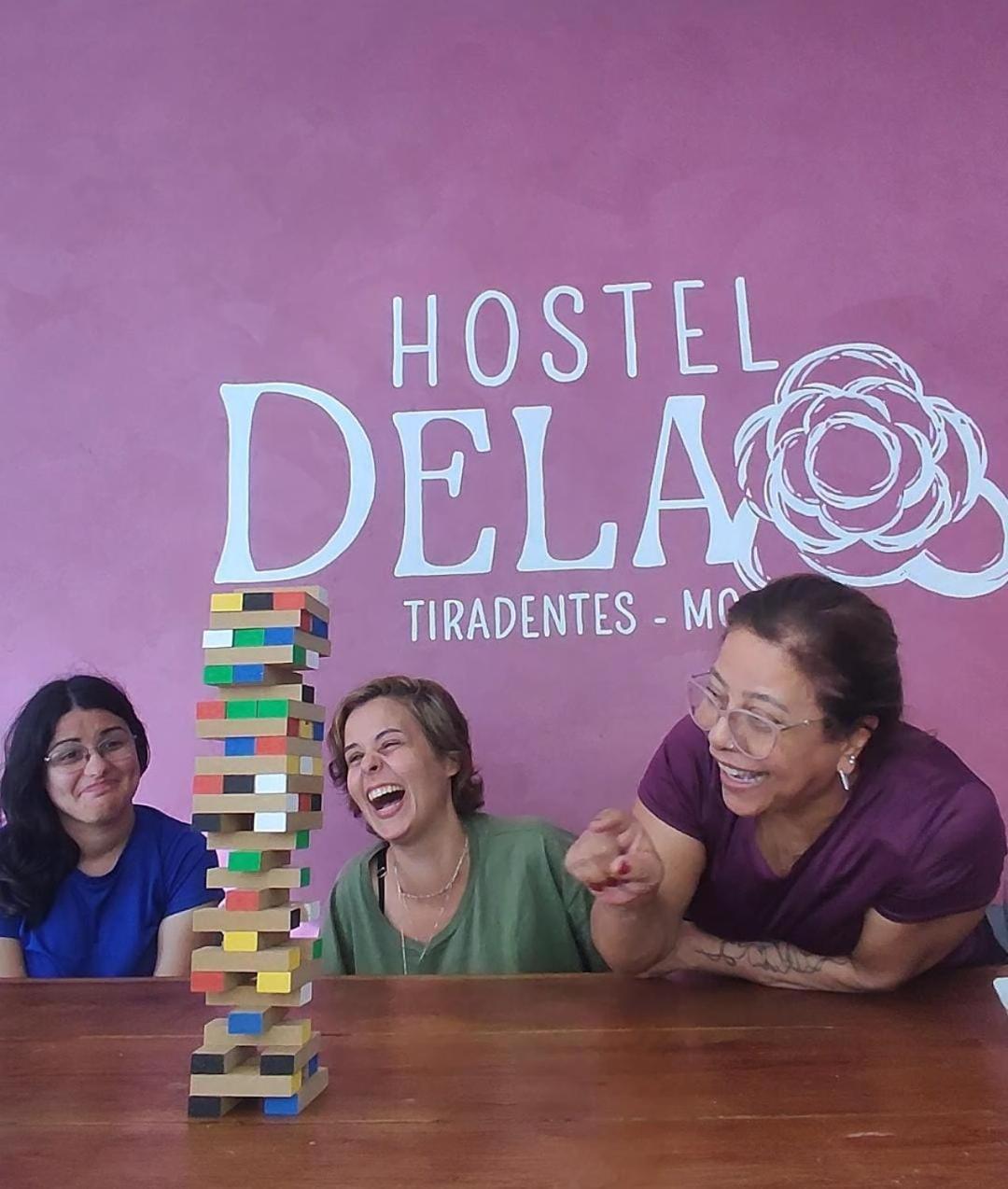 Hostel Dela 티라덴티스 외부 사진